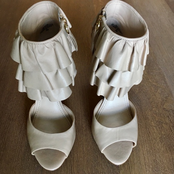 Kirna Zabete at Nine West Alitra Heels - Picture 2 of 7